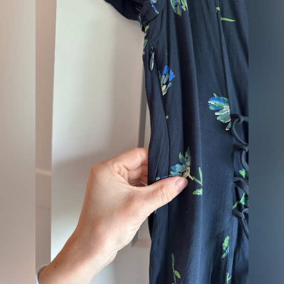 Urban Outfitters Dress small - Picture 3 of 7